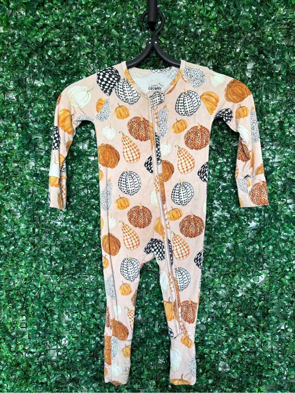 Little Crowns & Capes Pumpkin Pattern Kids Footie zip up Pajamas